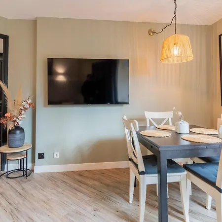 Mc Tourisme - Splendide & Cosy Avec Piscine, Tennis & Parking *